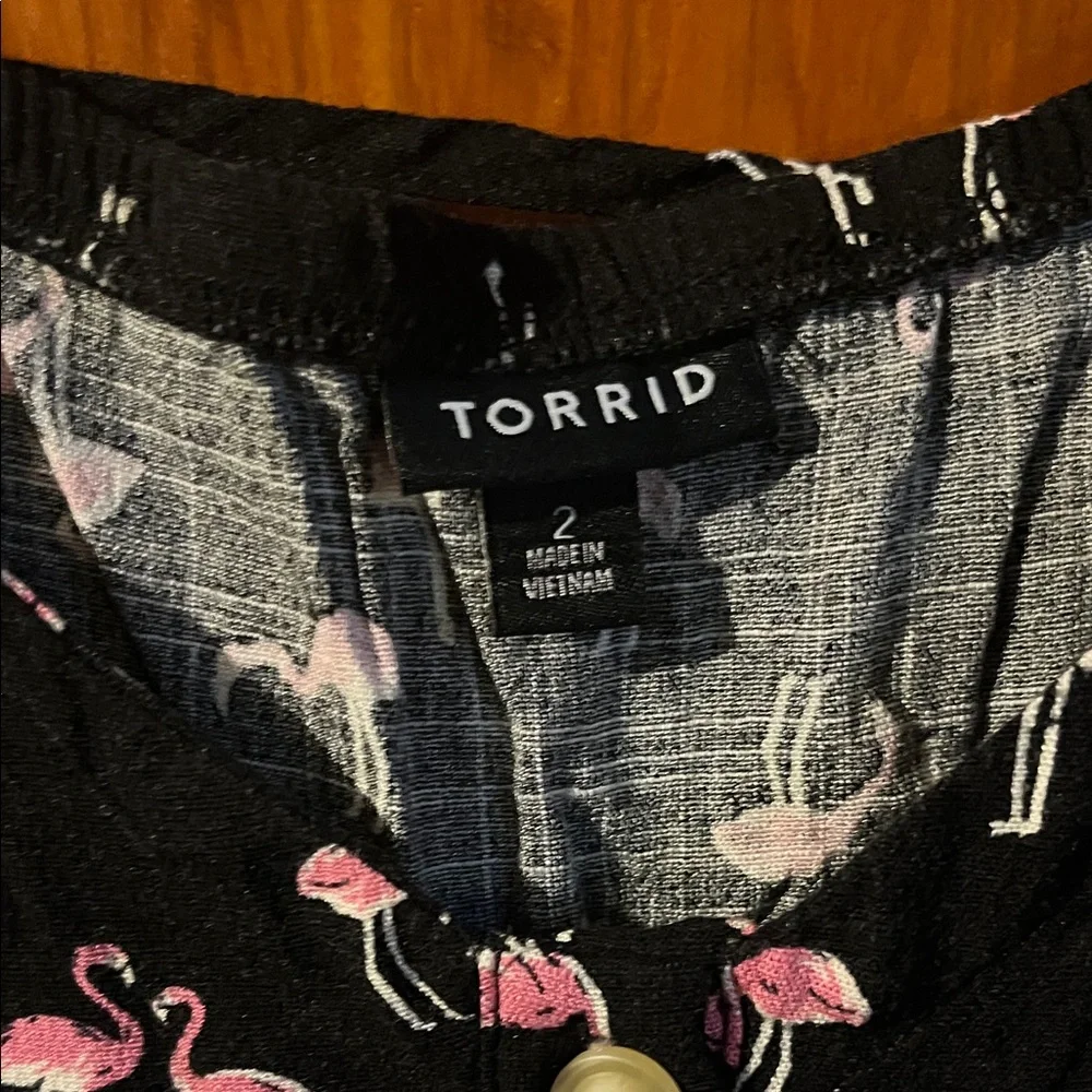 Torrid Black Top with Pink Flamingo Print - Picture 3 of 6